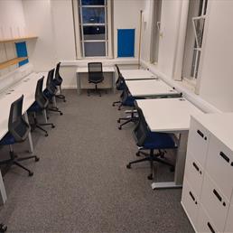 Birmingham University - Single desks med sch 1